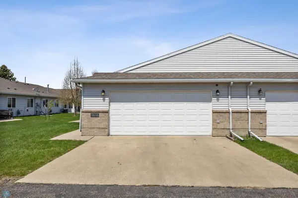 3616 7th ST S, Moorhead, MN 56560