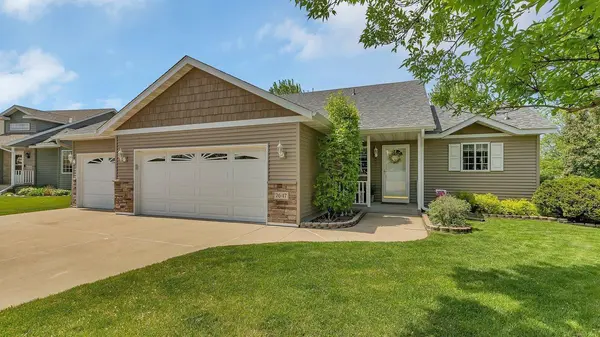 2647 Olive LN, Sauk Rapids, MN 56379
