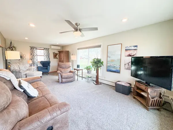 209 2nd ST NE, Pelican Rapids, MN 56572