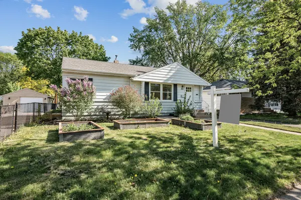 1911 Worcester AVE, Saint Paul, MN 55116