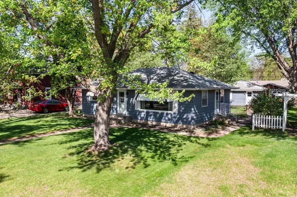 406 6th AVE S, Princeton, MN 55371