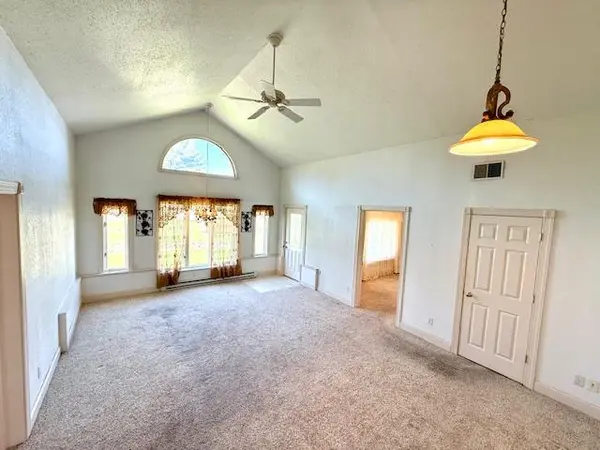 421 Main ST E, Eitzen, MN 55931