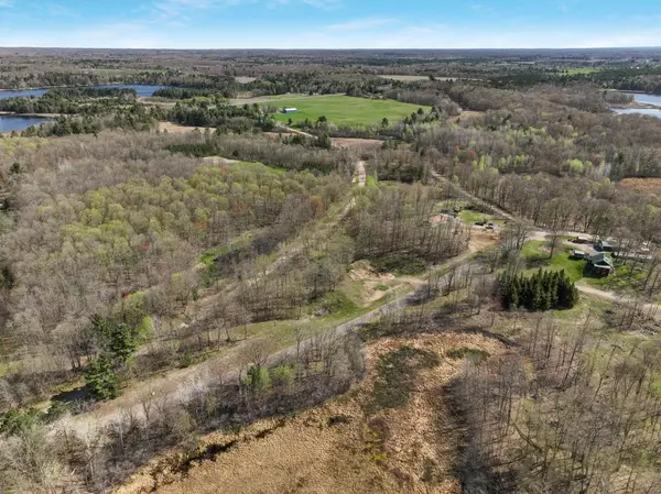2462 8 1/2 ST, Cumberland, WI 54829