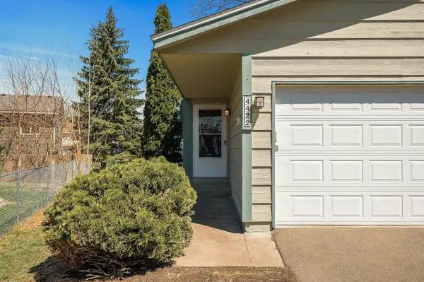 4422 Cinnamon Ridge TRL, Eagan, MN 55122