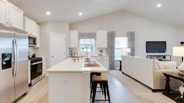 17529 Dunkirk WAY, Lakeville, MN 55044