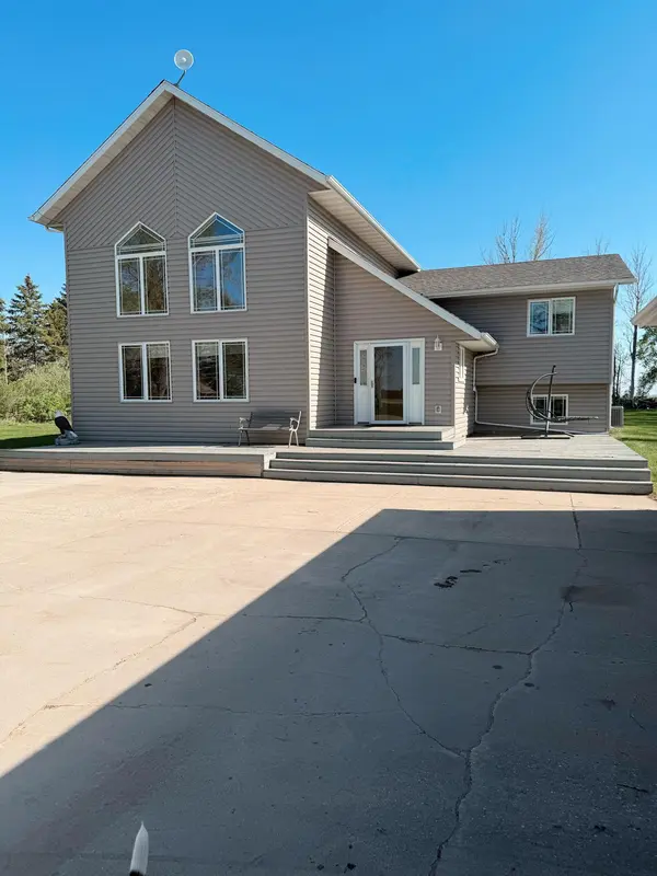 3425 100th AVE N, Moorhead, MN 56560