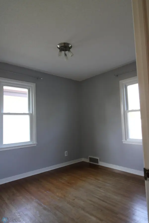 228 Oak ST, Breckenridge, MN 56520