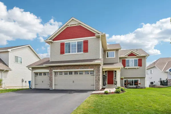 17868 Essex LN, Lakeville, MN 55044