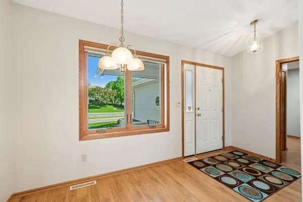 2558 75th ST E, Inver Grove Heights, MN 55076
