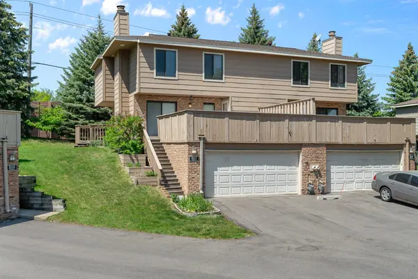2111 Tamarin TRL, Golden Valley, MN 55427