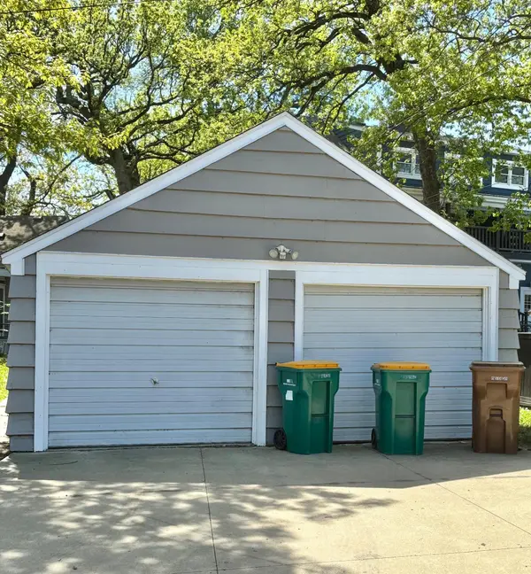 1429 Circle DR, Albert Lea, MN 56007