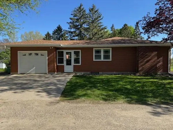 1660 S Broadway AVE, Albert Lea, MN 56007