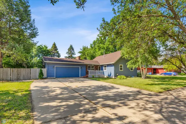 1921 23rd AVE S, Moorhead, MN 56560