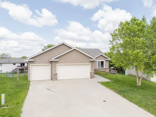 829 Dubuque BLVD, Zumbrota, MN 55992