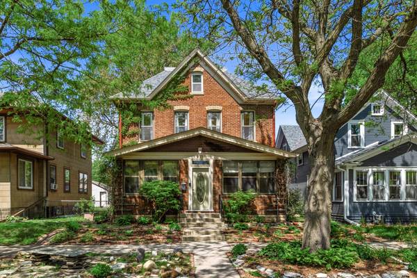 801 Juno AVE, Saint Paul, MN 55102