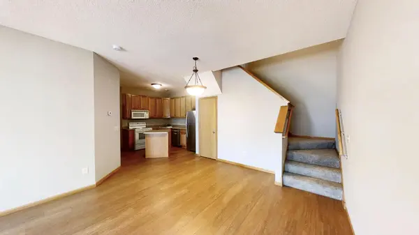 2504 Country View DR, Northfield, MN 55057