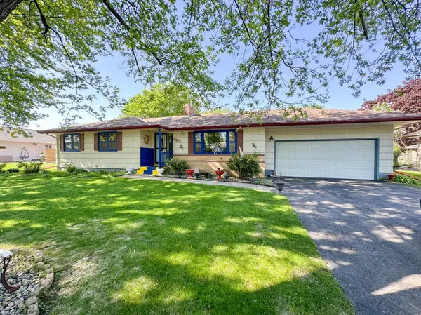 403 E Dayton ST, Arlington, MN 55307
