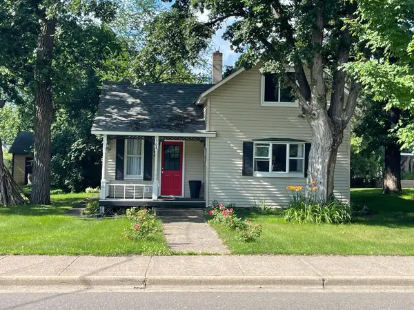 308 E Centre ST, Royalton, MN 56373