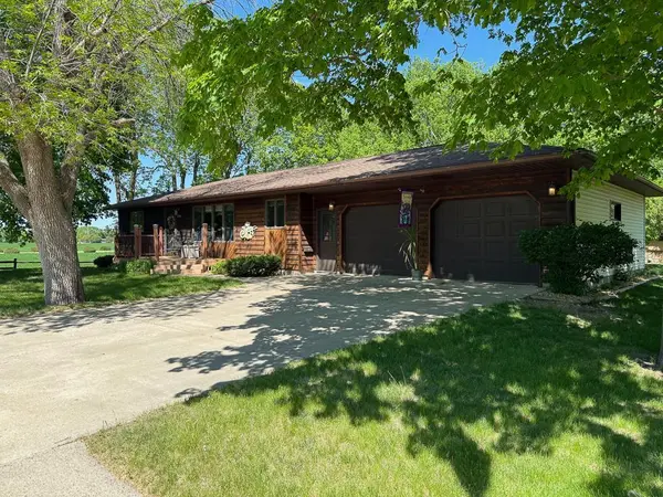 502 N Bruce ST, Marshall, MN 56258
