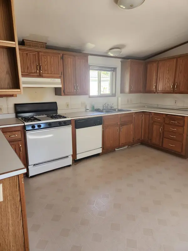 102 Jaybee LN, Mankato, MN 56001