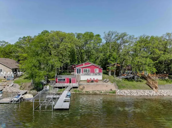 1143 Long Beach DR, Detroit Lakes, MN 56501