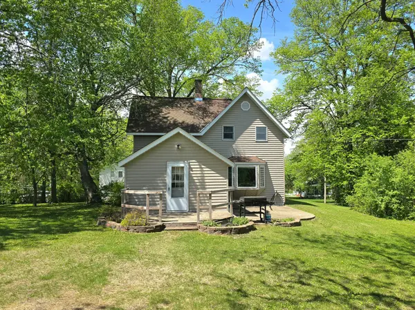 301 4th ST SE, Pelican Rapids, MN 56572