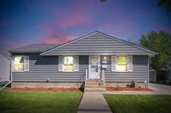 1997 Worcester AVE, Saint Paul, MN 55116