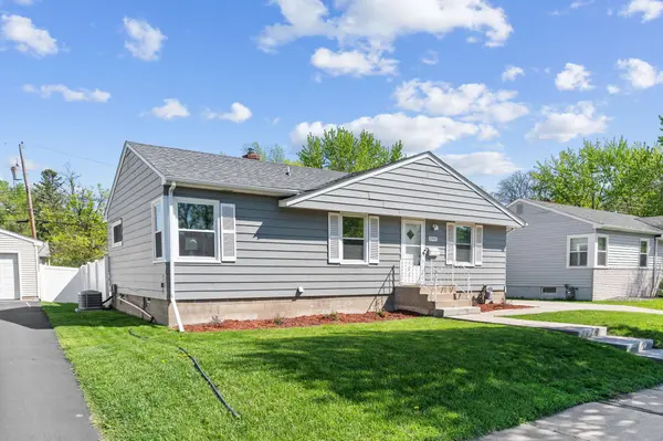 1997 Worcester AVE, Saint Paul, MN 55116