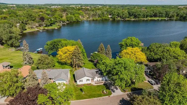 1231 Pike Lake DR, New Brighton, MN 55112