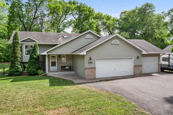 2308 Crosstown BLVD NE, Ham Lake, MN 55304