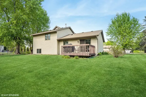 5435 274th ST, Wyoming, MN 55092