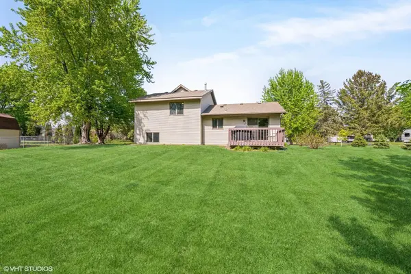 5435 274th ST, Wyoming, MN 55092