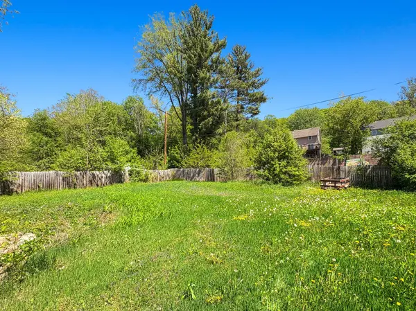 438 N Washington ST, Saint Croix Falls, WI 54024