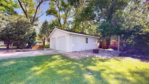 711 3rd ST SE, Willmar, MN 56201