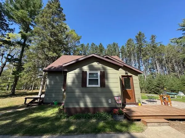 302 North ST W, Nevis, MN 56467
