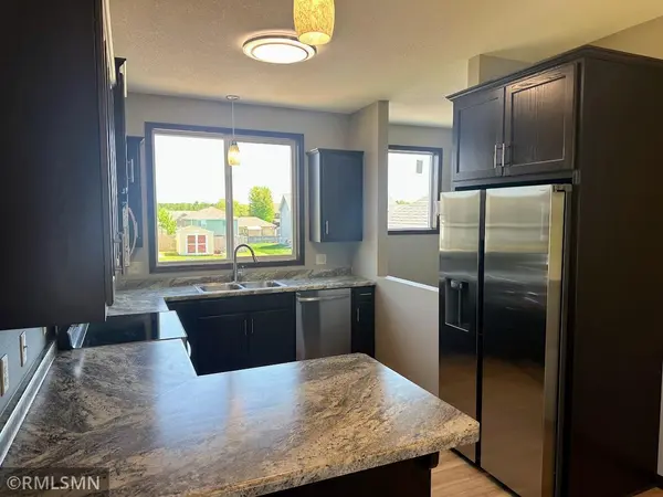 1691 Park View LN NE, Sauk Rapids, MN 56379
