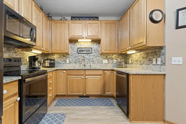 20446 Cypress DR, Farmington, MN 55024