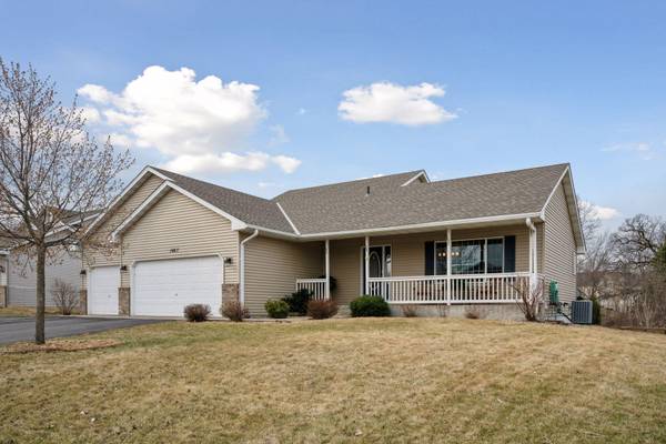 1607 Maple AVE, Buffalo, MN 55313