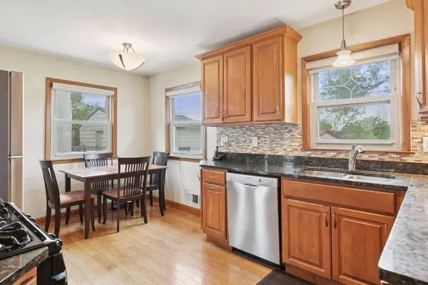 1030 Topping ST, Saint Paul, MN 55103