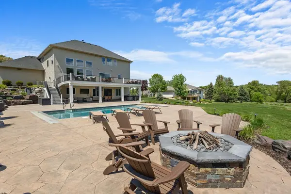 1963 Boiling Springs CIR, Shakopee, MN 55379