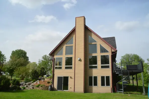W11085 470th AVE, Prescott, WI 54021