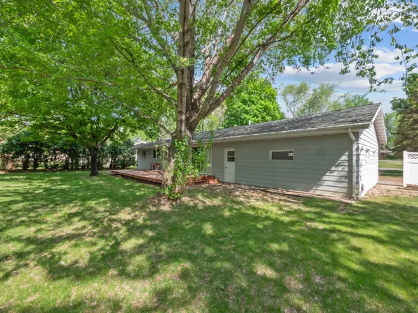 835 Winona DR SW, Alexandria, MN 56308