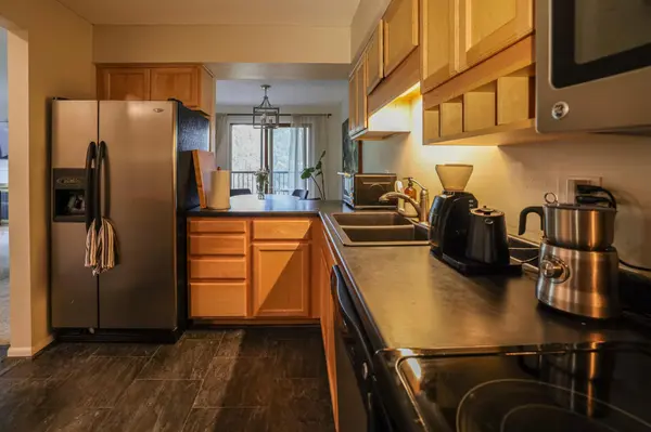 7501 W 101st ST #205, Bloomington, MN 55438