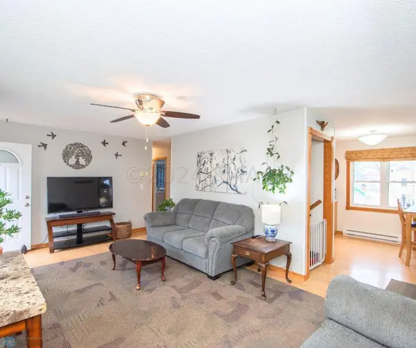 720 10 AVE W, West Fargo, ND 58078