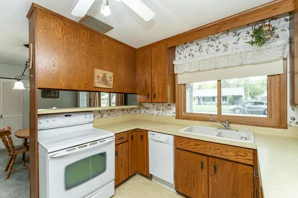 1426 Graham CT SE, Rochester, MN 55904