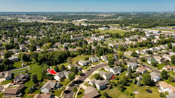 2706 Bandel DR NW, Rochester, MN 55901