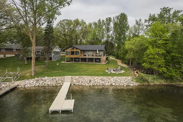 23593 W Foxview LN, Detroit Lakes, MN 56501