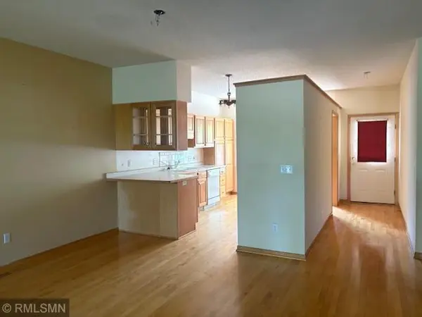 8409 Rosewood DR, Chanhassen, MN 55317