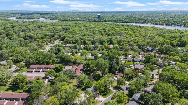 10251 Nightingale ST NW, Coon Rapids, MN 55433