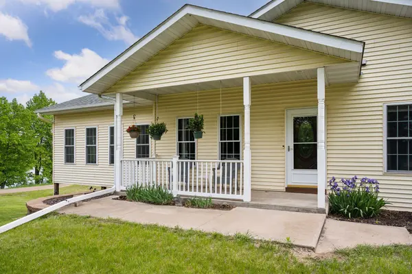39937 Buchanan ST NE, Stanchfield Twp, MN 55080